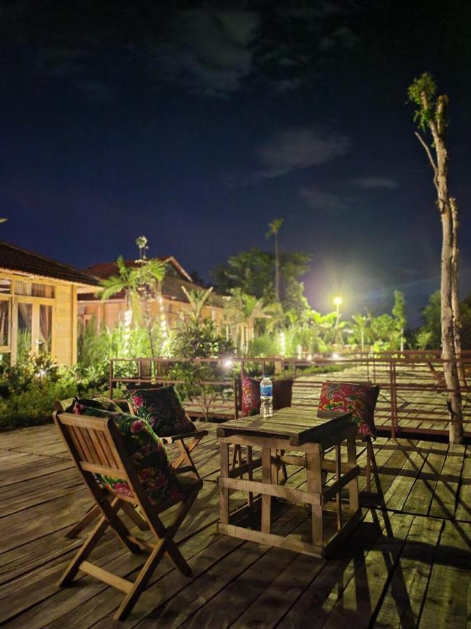 Nha Duoi Son Tay Exterior photo